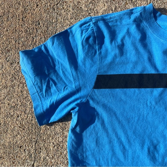 The North Face Men's Vibrant Blue Tee - Picture 4 of 4